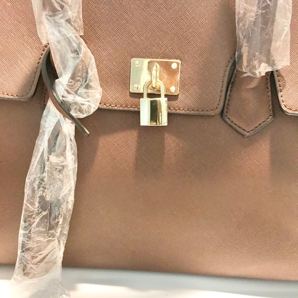 La Terre Fashion large handbag in chocolate. - Picture 2 of 7